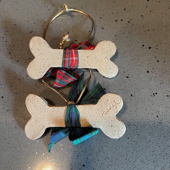 5 dog bone/biscuit ornaments - Picture 6 of 7